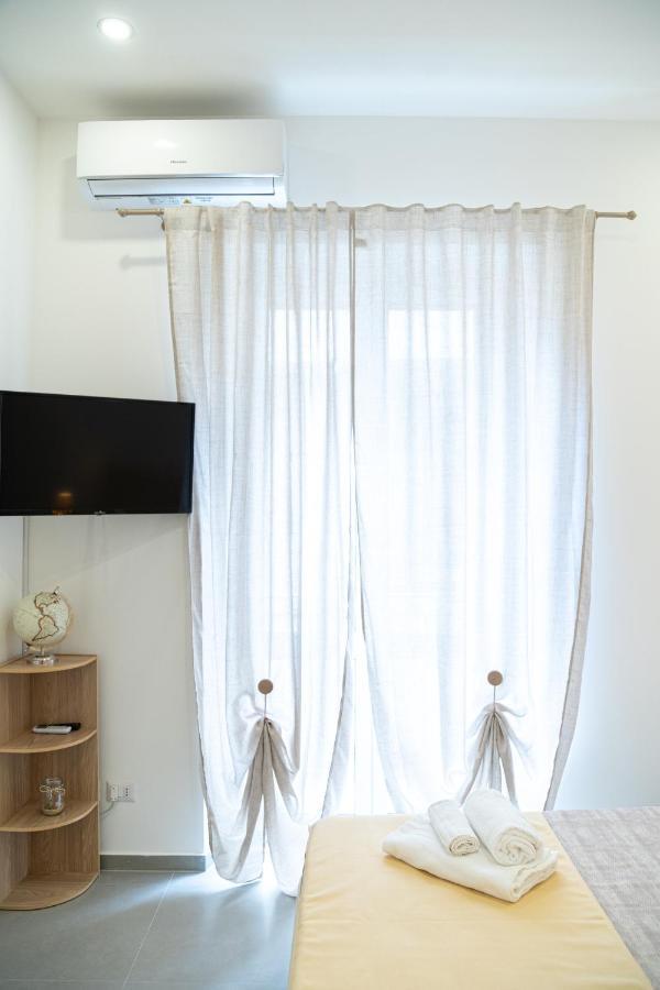 Lighthouse Apartment 陶尔米纳 外观 照片