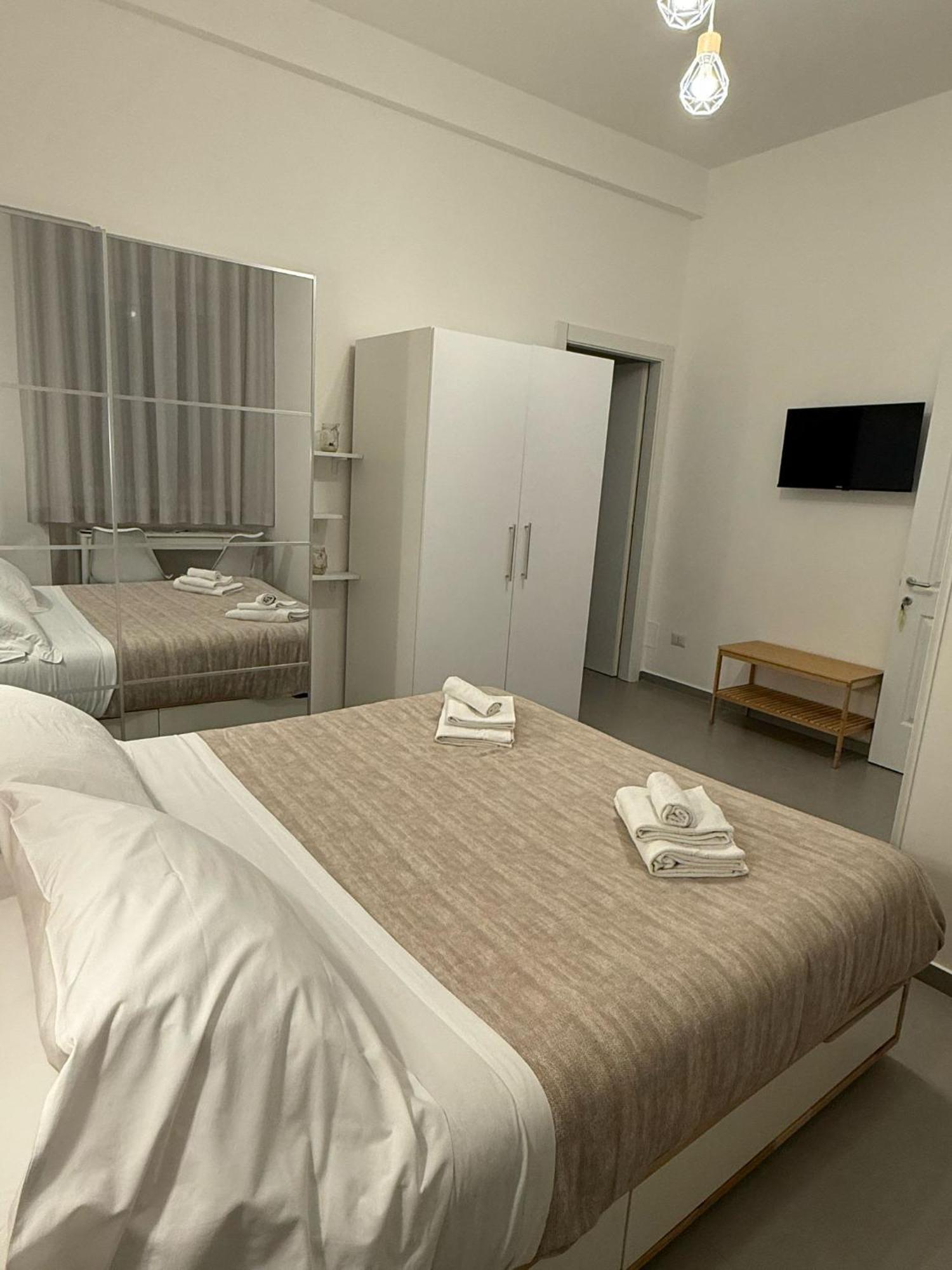Lighthouse Apartment 陶尔米纳 外观 照片